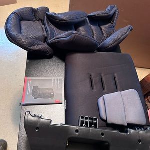 Diono Radian 3RXT Car seat attachments and infant liner